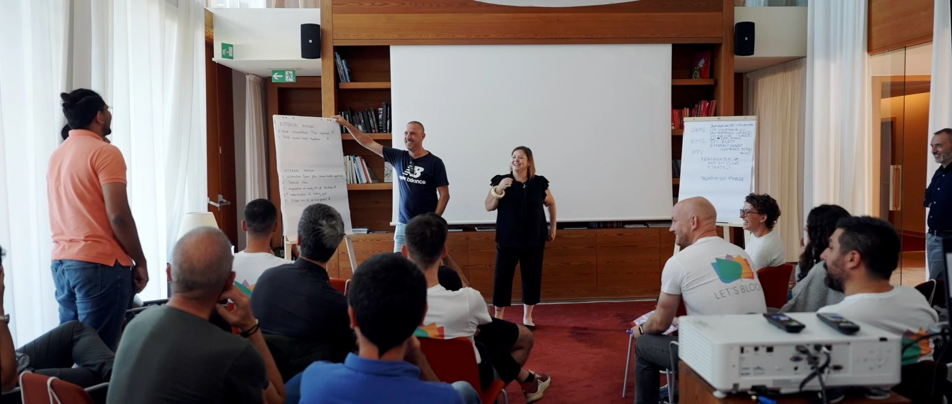 Ashley Thompson in aula con i partecipanti